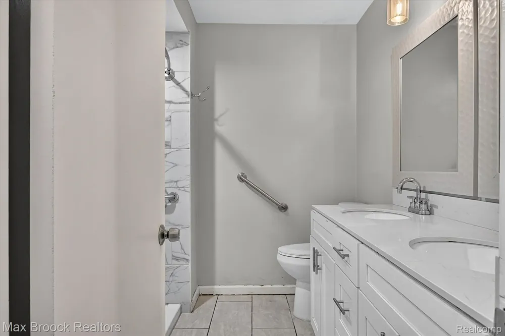 42459 Postiff Avenue Plymouth Charter Township, MI 48170