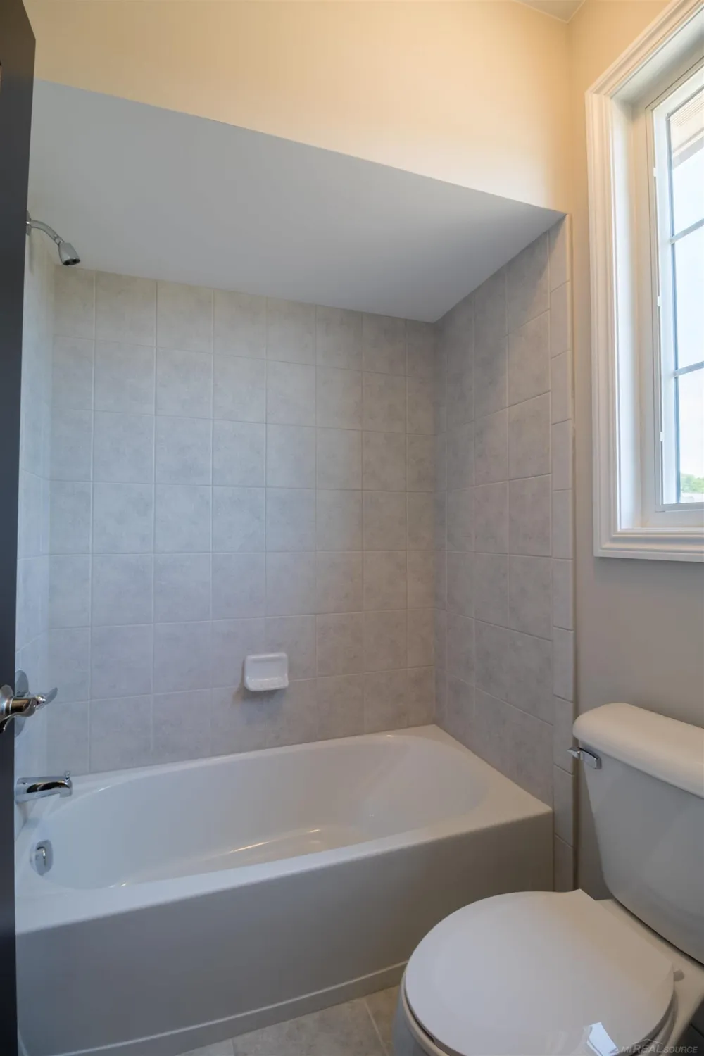 7496 Brunswick Drive Washington Township, MI 48095