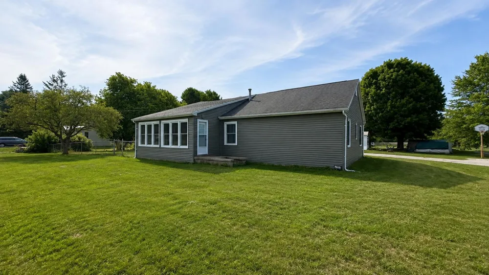 20085 11 Mile Road Mecosta Township, MI 49307