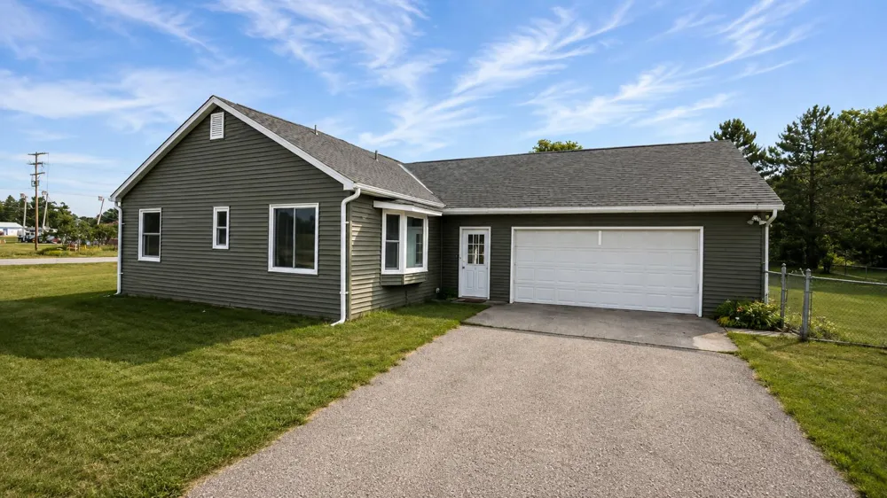 20085 11 Mile Road Mecosta Township, MI 49307