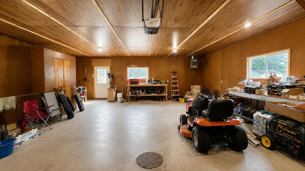 20085 11 Mile Road Mecosta Township, MI 49307