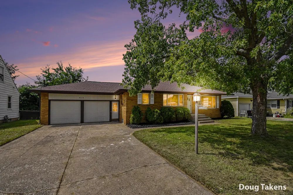 5115 Blaine Avenue SE Kentwood City, MI 49508