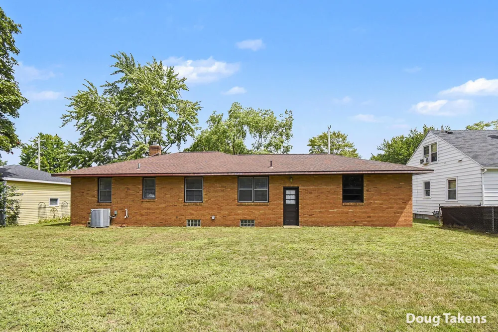 5115 Blaine Avenue SE Kentwood City, MI 49508
