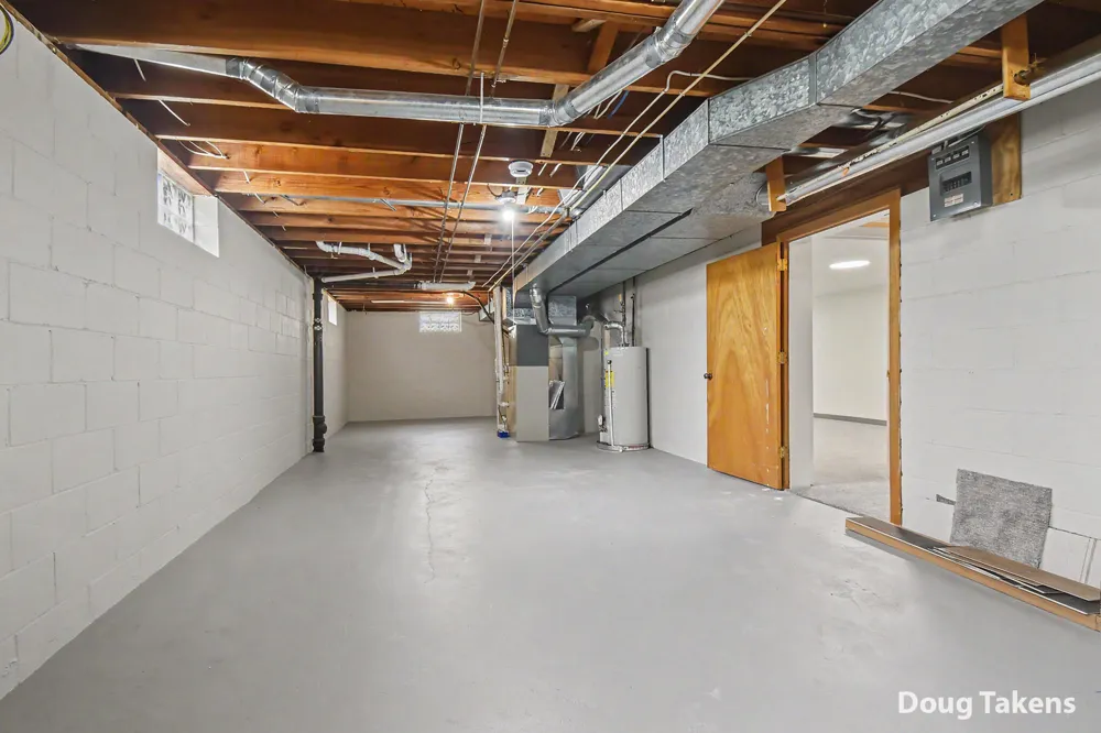 5115 Blaine Avenue SE Kentwood City, MI 49508