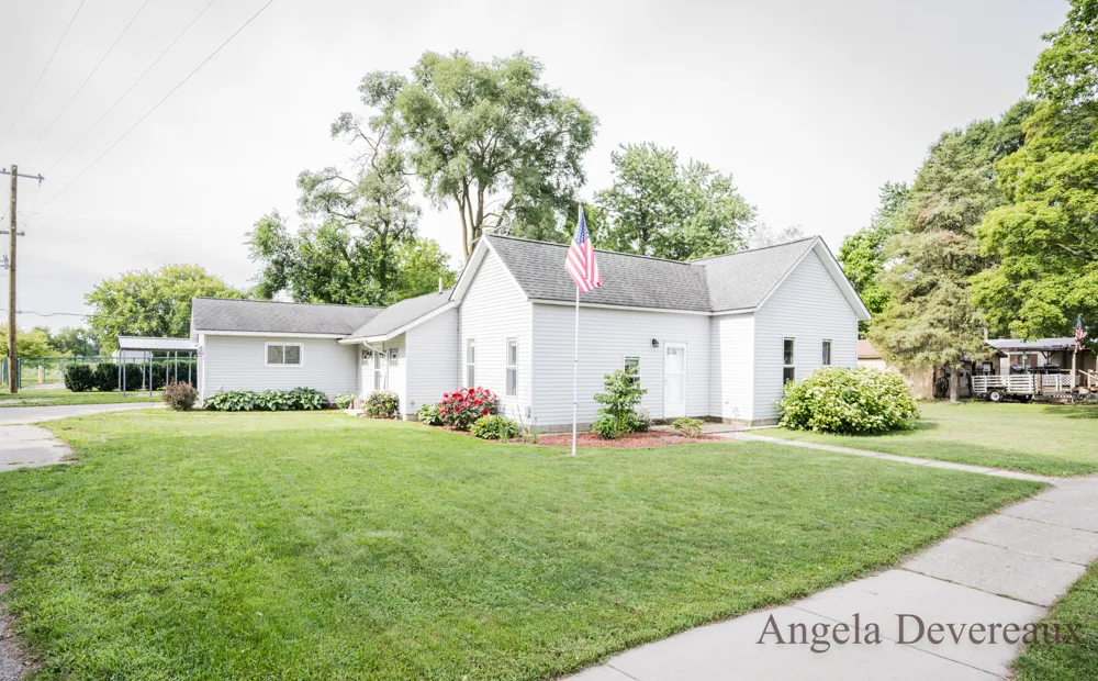 280 W Lake Street Unknown, MI 49343