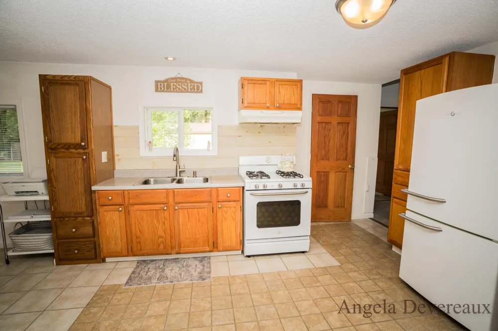 280 W Lake Street Unknown, MI 49343