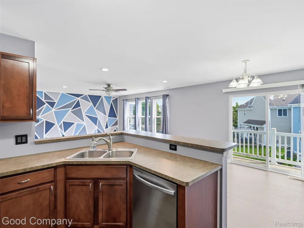 50438 Theodore Lane Chesterfield Township, MI 48051