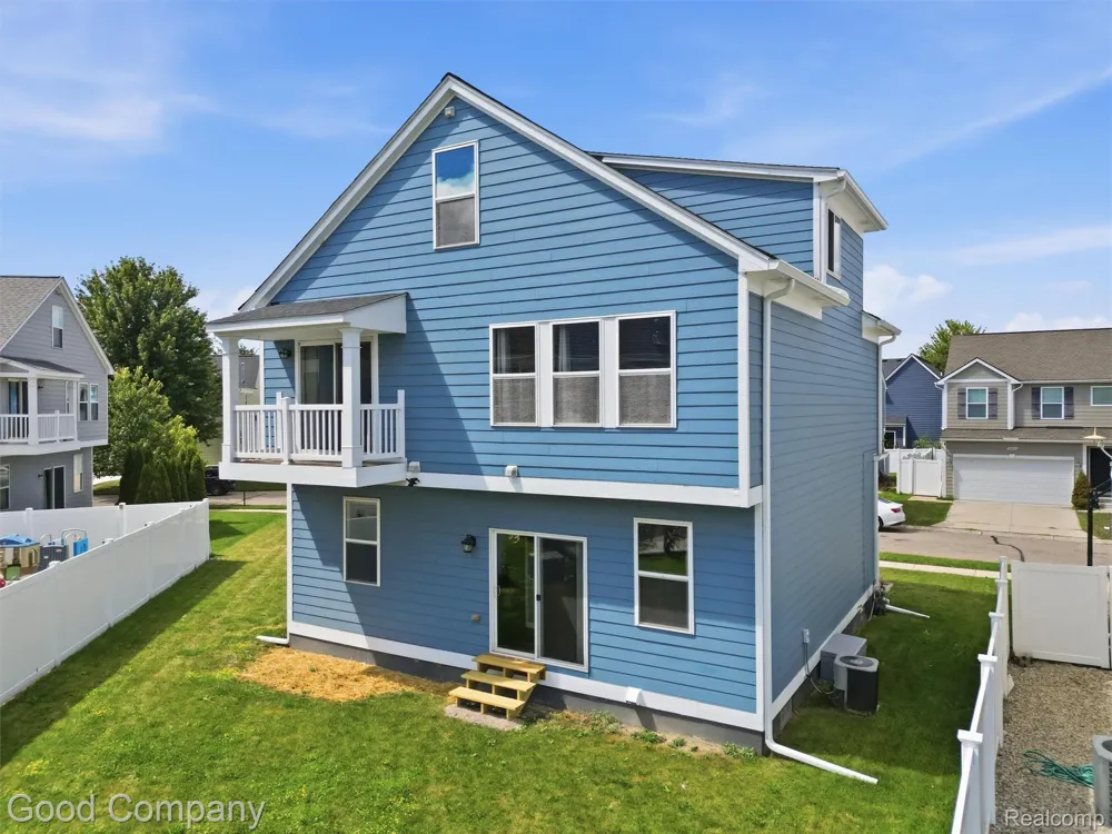 50438 Theodore Lane Chesterfield Township, MI 48051