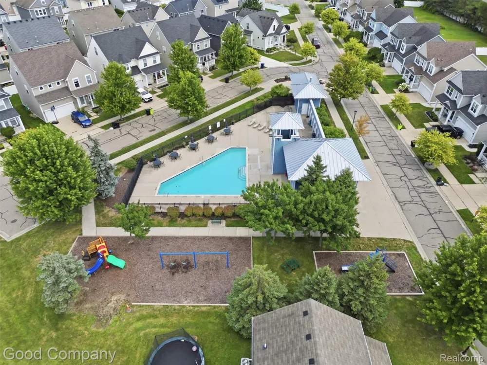 50438 Theodore Lane Chesterfield Township, MI 48051