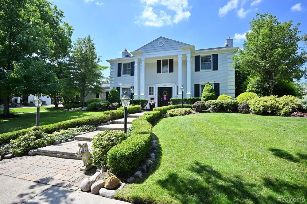 2691 Bradway Boulevard Bloomfield Hills City, MI 48301