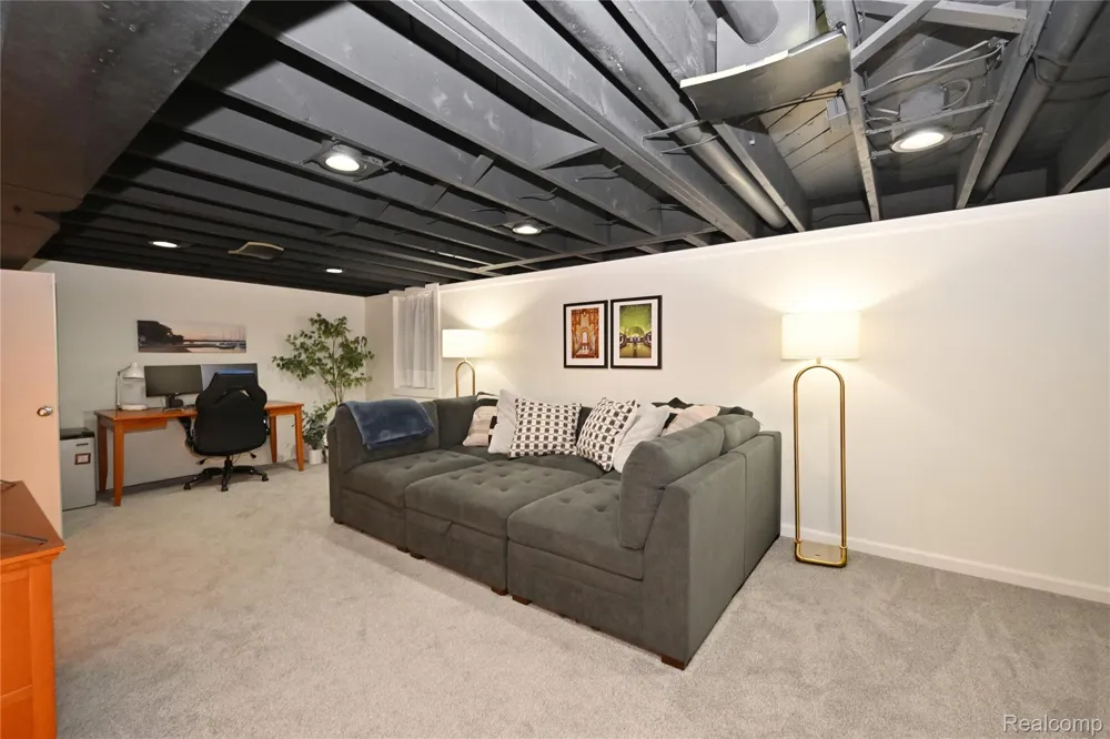 2691 Bradway Boulevard Bloomfield Hills City, MI 48301