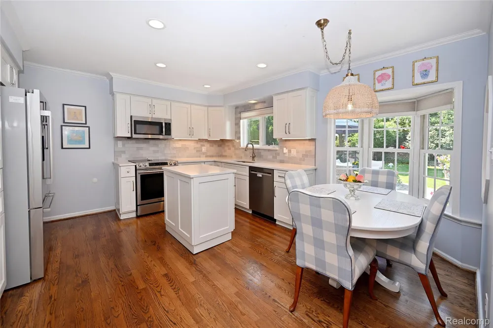2691 Bradway Boulevard Bloomfield Hills City, MI 48301