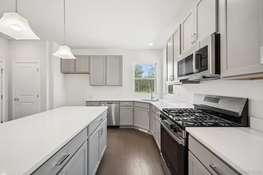 27110 Gallop Way Saline Township, MI 48176