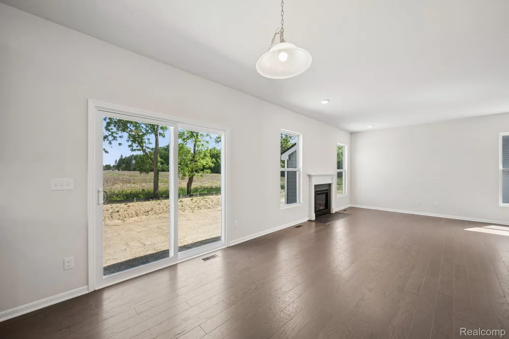27110 Gallop Way Saline Township, MI 48176