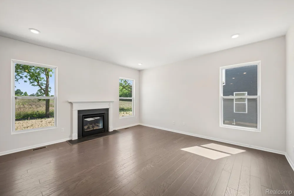 27110 Gallop Way Saline Township, MI 48176