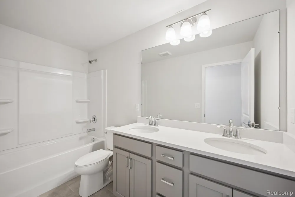 27110 Gallop Way Saline Township, MI 48176