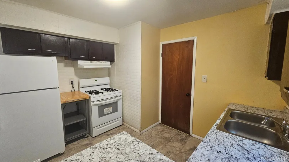 3024 Raskob Street Flint City, MI 48504