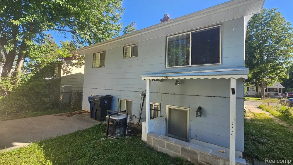 3024 Raskob Street Flint City, MI 48504