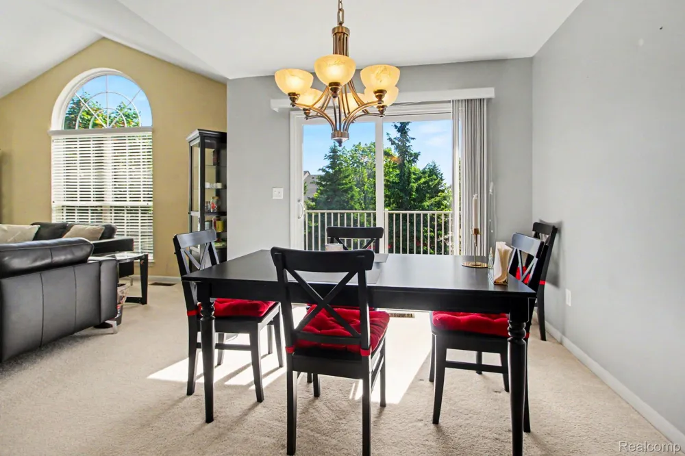 24211 Chesapeake Circle Commerce Charter Township, MI 48390