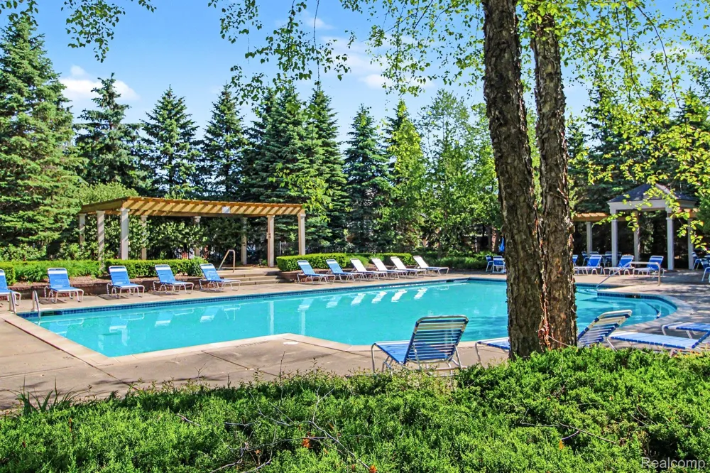 24211 Chesapeake Circle Commerce Charter Township, MI 48390