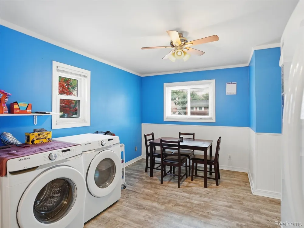 21601 Parkway Street St Clair Shores City, MI 48082