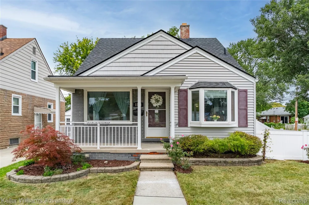 1504 Merrill Avenue Lincoln Park City, MI 48146