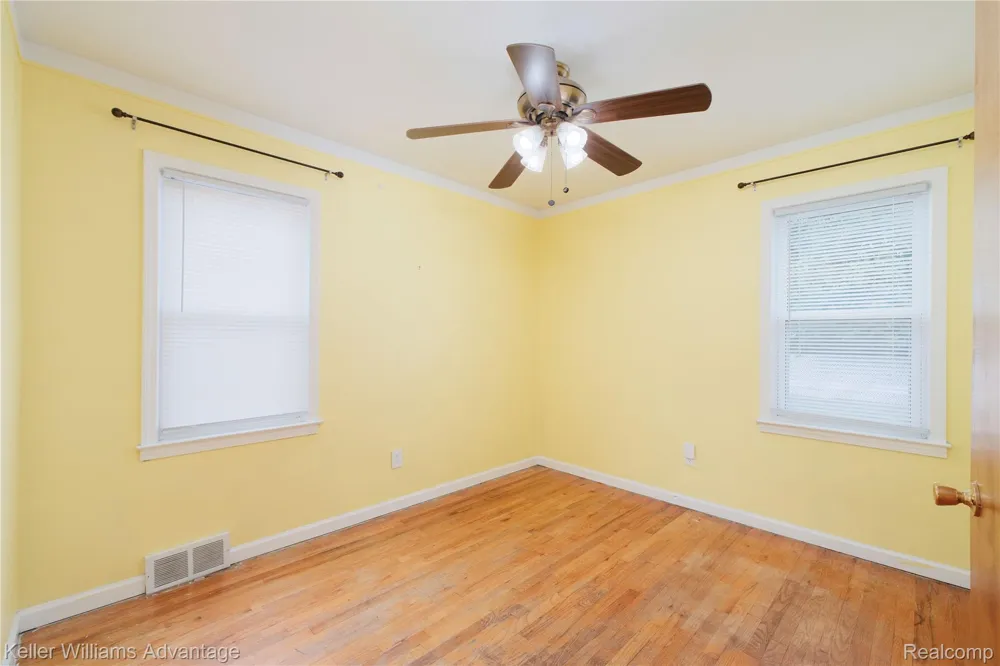 1504 Merrill Avenue Lincoln Park City, MI 48146