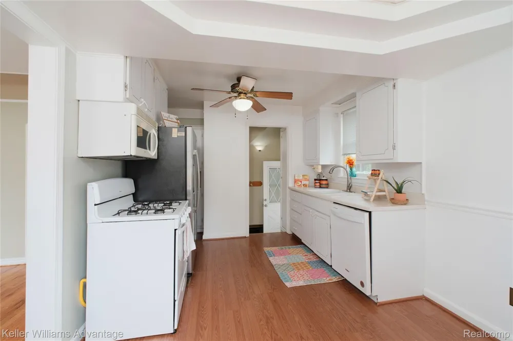 1504 Merrill Avenue Lincoln Park City, MI 48146