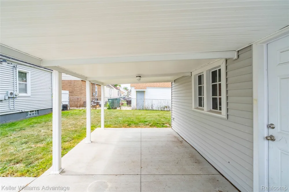 1504 Merrill Avenue Lincoln Park City, MI 48146