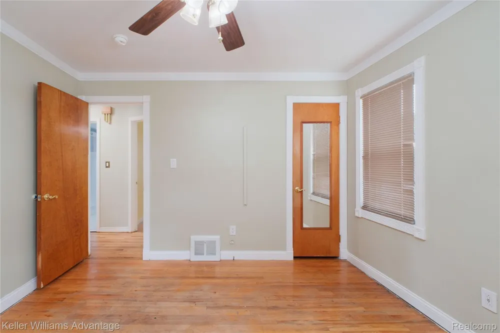 1504 Merrill Avenue Lincoln Park City, MI 48146
