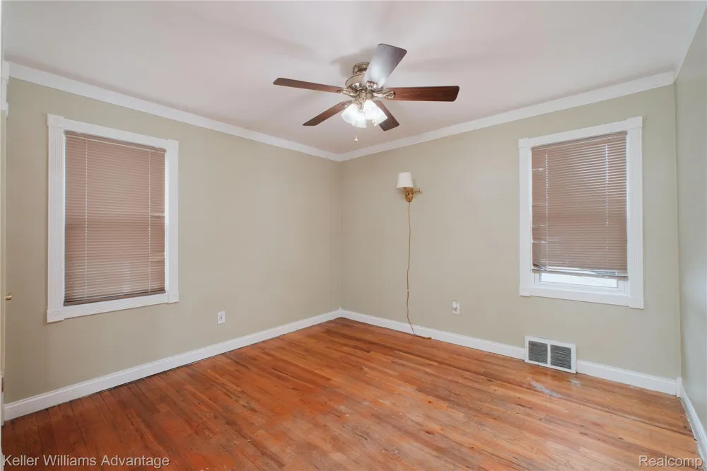 1504 Merrill Avenue Lincoln Park City, MI 48146