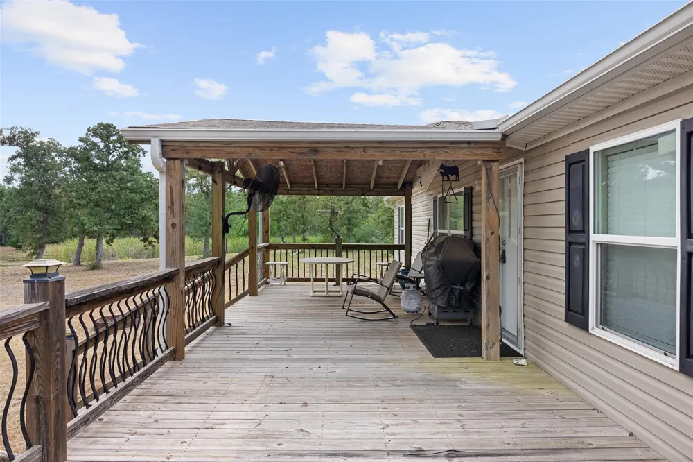 2131 County Road 278 Somerville, TX 77879