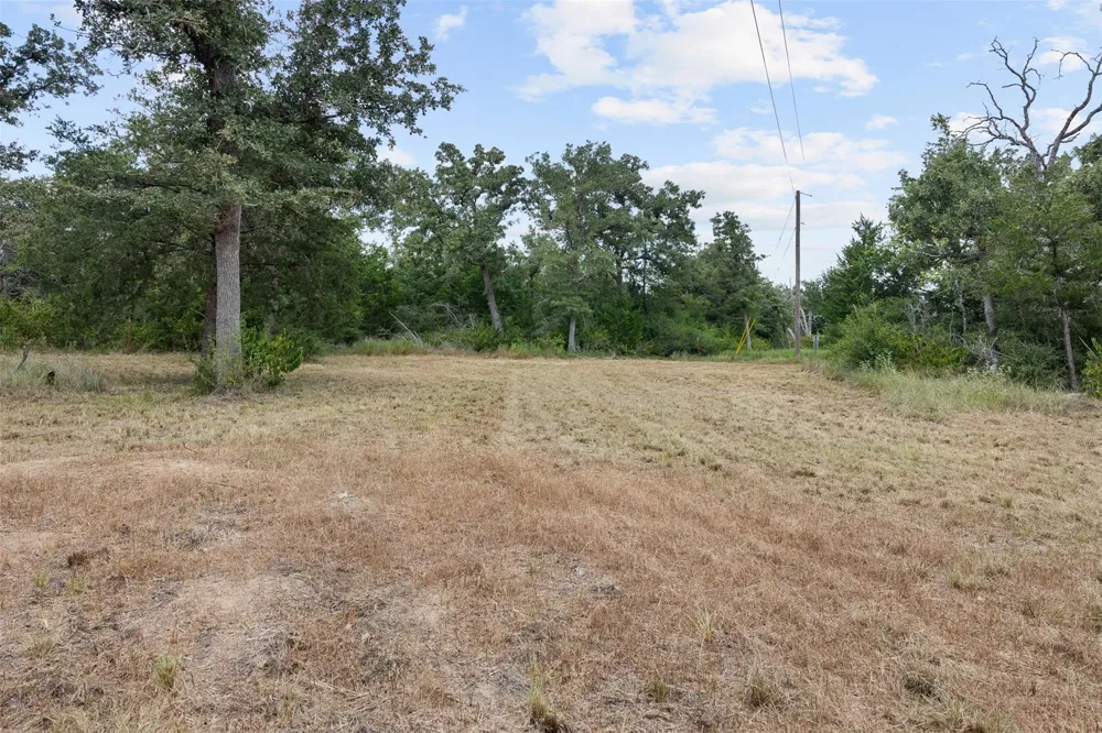 2131 County Road 278 Somerville, TX 77879