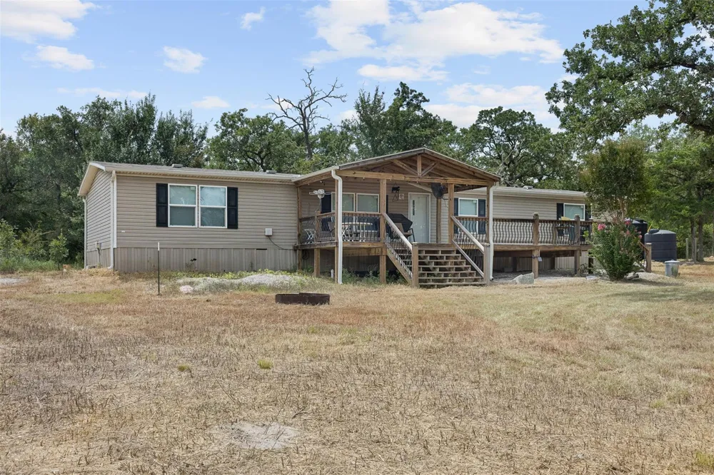 2131 County Road 278 Somerville, TX 77879