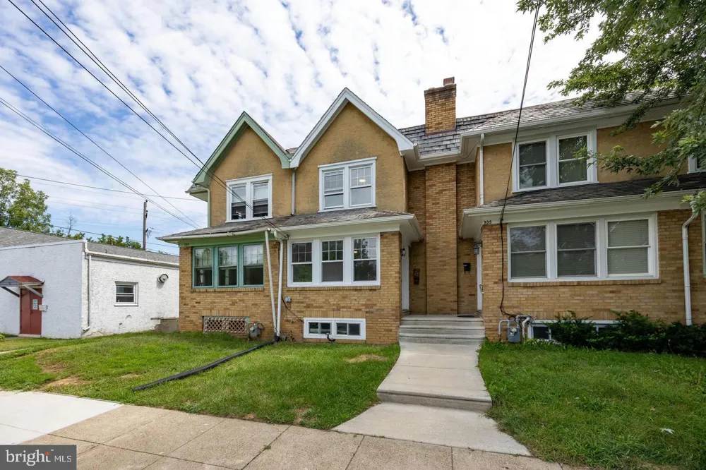 337 STUART AVENUE Downingtown, PA 19335