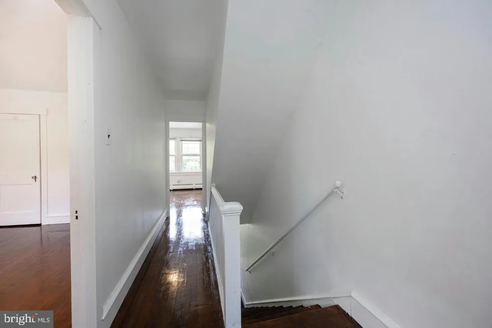 337 STUART AVENUE Downingtown, PA 19335
