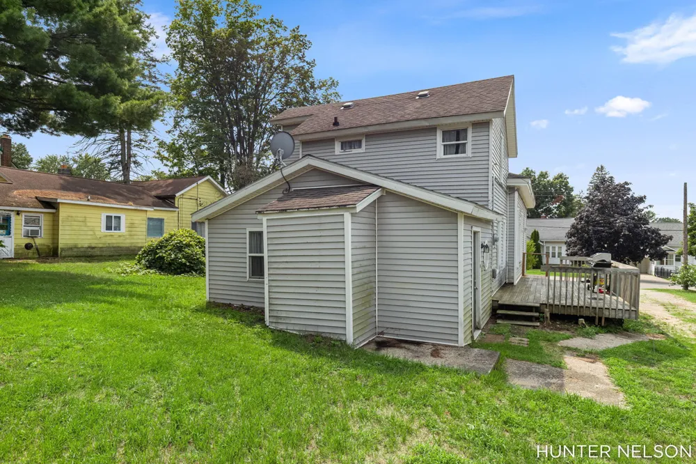 120 S 1st Street Cedar Springs, MI 49319