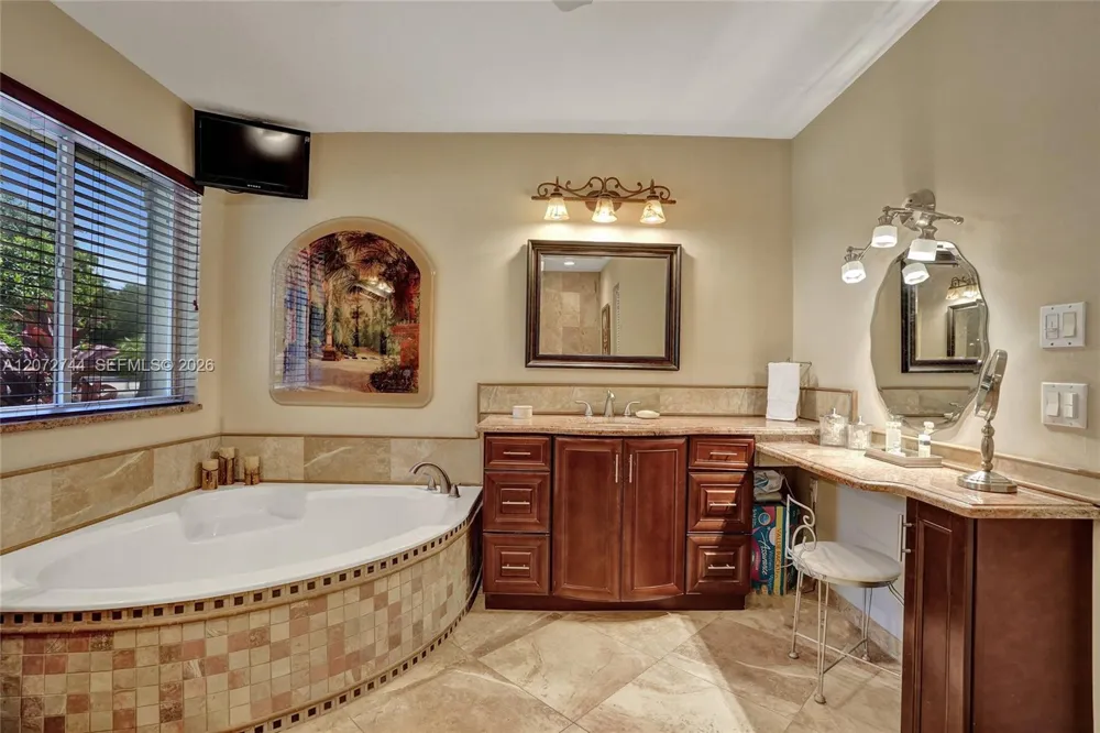 6810 NW 73rd St Parkland, FL 33067