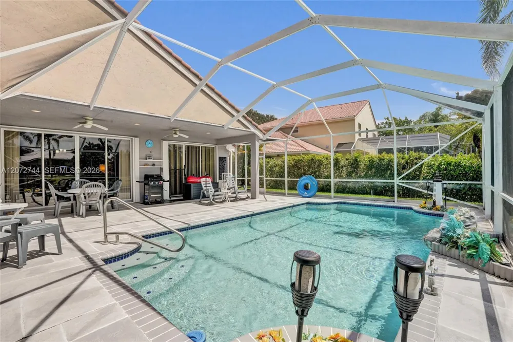 6810 NW 73rd St Parkland, FL 33067