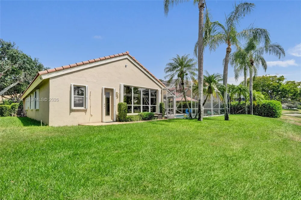 6810 NW 73rd St Parkland, FL 33067