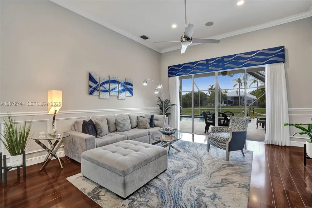 6810 NW 73rd St Parkland, FL 33067