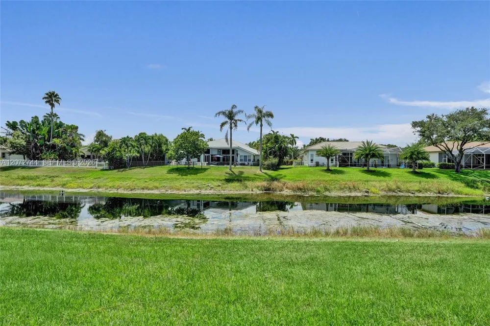 6810 NW 73rd St Parkland, FL 33067