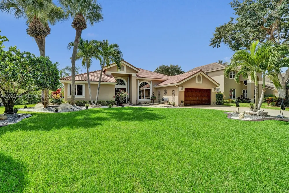 6810 NW 73rd St Parkland, FL 33067