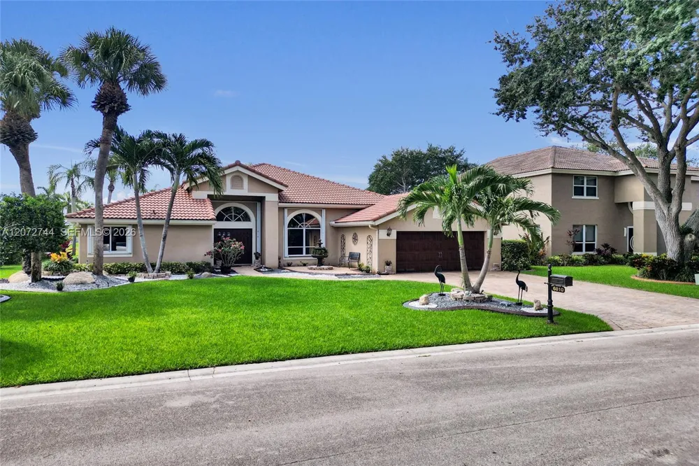 6810 NW 73rd St Parkland, FL 33067