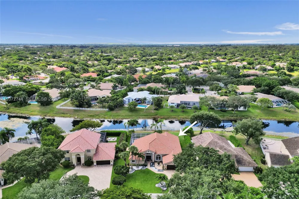 6810 NW 73rd St Parkland, FL 33067