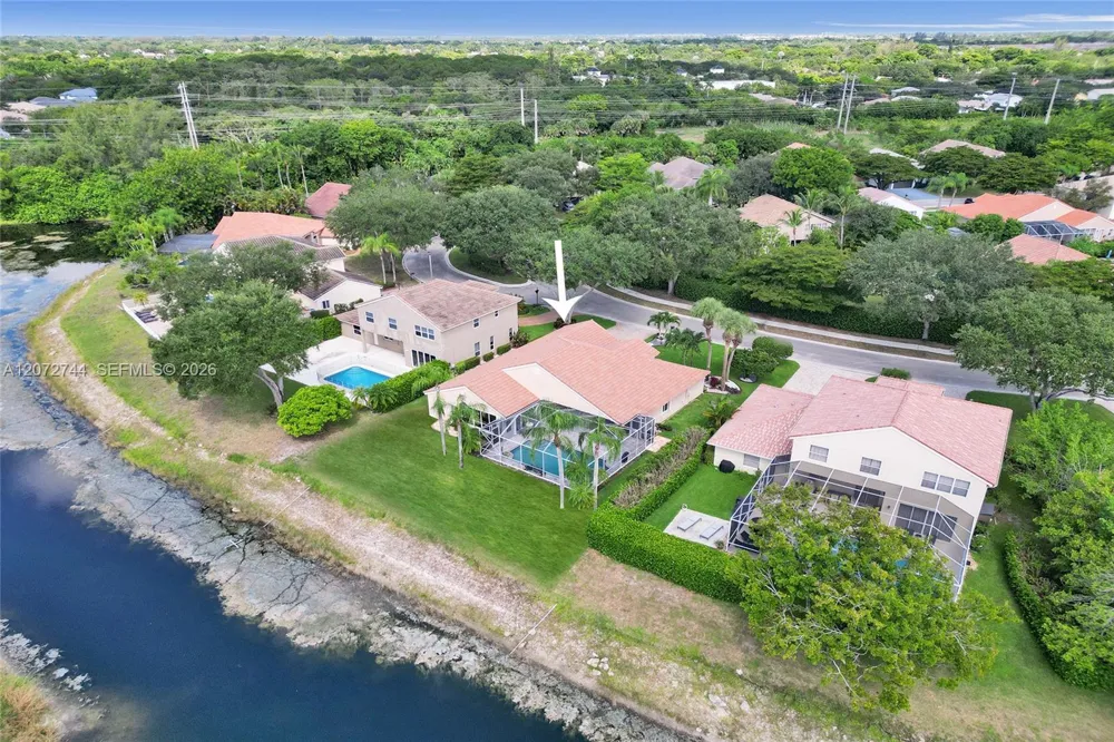 6810 NW 73rd St Parkland, FL 33067