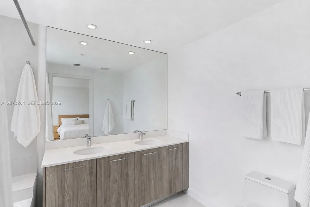 501 NE 31st St #708 Miami, FL 33137