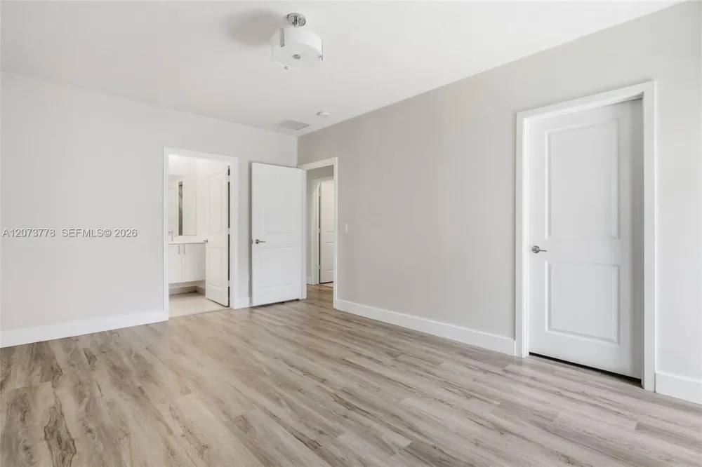 4426 NW 83 PKWY #0 Doral, FL 33166