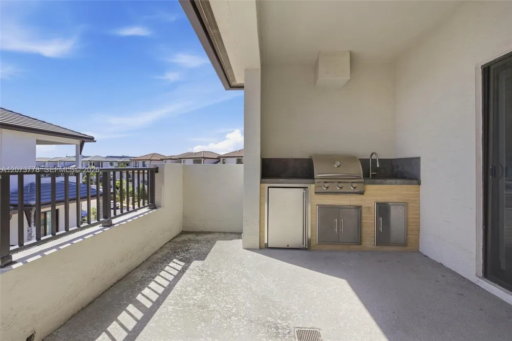 4426 NW 83 PKWY #0 Doral, FL 33166