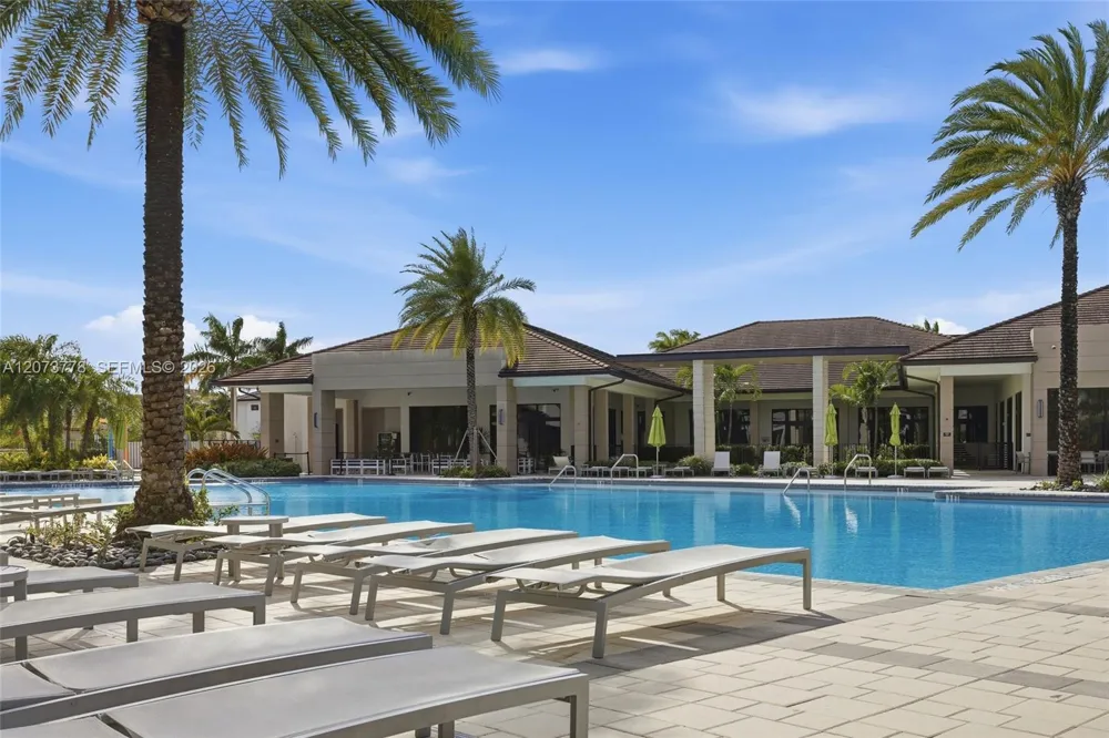 4426 NW 83 PKWY #0 Doral, FL 33166